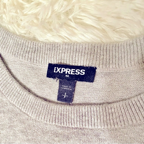 EXPRESS Sweater with ruffle bottom trim - Picture 2 of 2